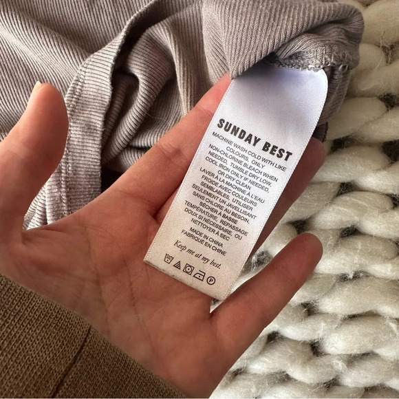 ARITZIA SUNDAY BEST Tank 2XS - Picture 6 of 6